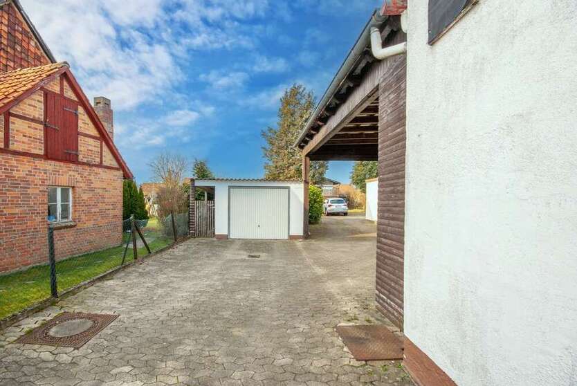 Haus zum Kaufen in Liebenburg Dörnten 329.000 € 277 m²