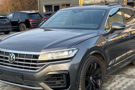 VW Touareg 120.030 km 39.990 &euro; Vechelde 38159