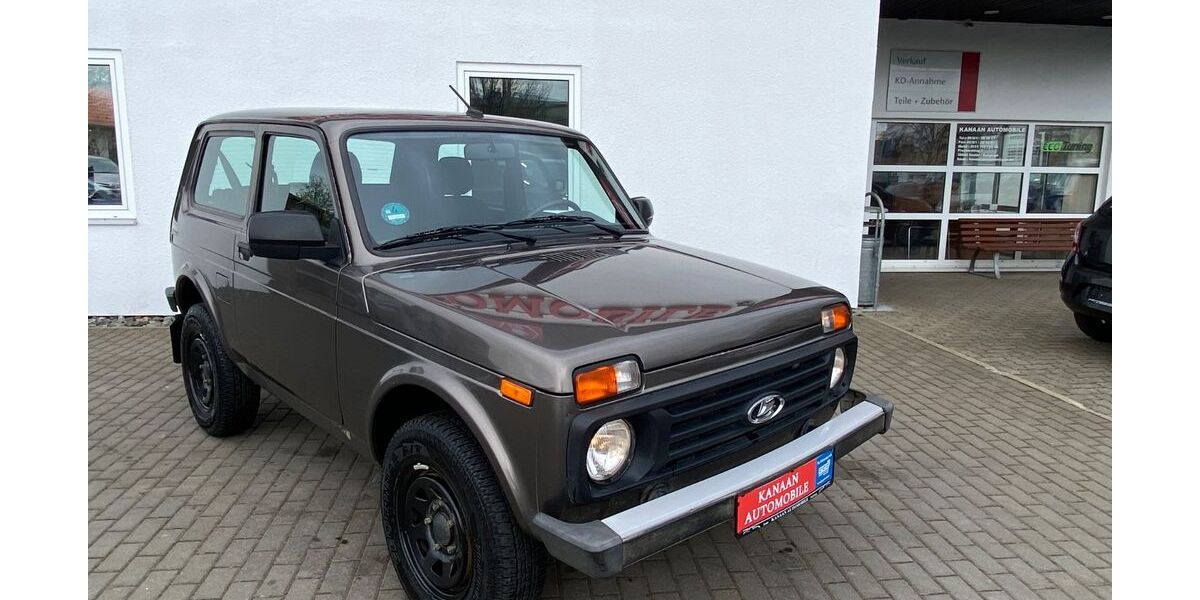 Lada Niva 26.000 km 13.990 &euro; Goslar 38644