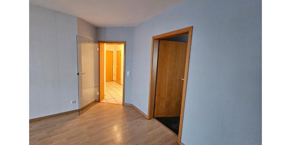 Etagenwohnung Schwülper - 5 Zimmer, 103 m&sup2;, 297.000&euro; | Angebot:27258900