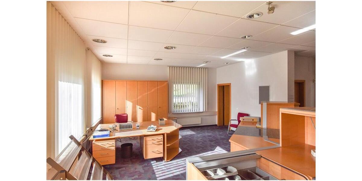 Büro und Praxis Immobilie 8 zimmer