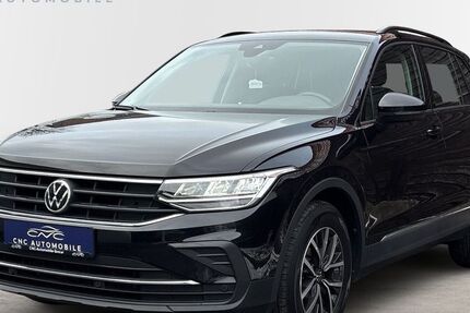 VW Tiguan 84.000 km 24.990 &euro; Goslar 38640