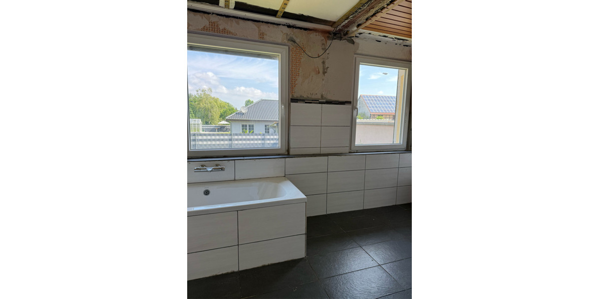 Einfamilienhaus mit Garten, Terrasse und viel Potenzial zur individuellen Gestaltung 7 zimmer