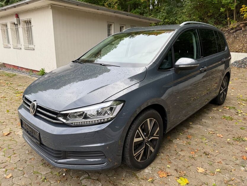 VW Touran 47.976 km 28.990 € Salzgitter 38229