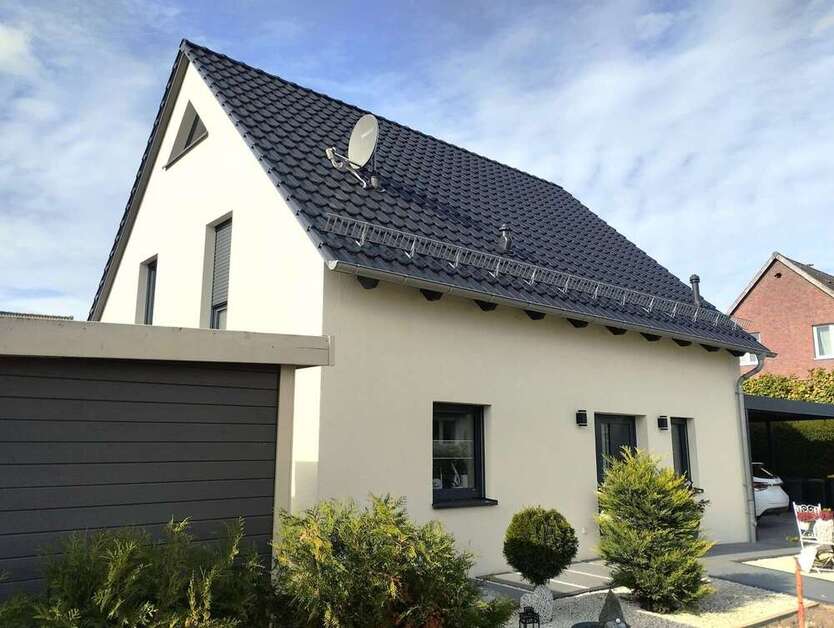 Haus zum Kaufen in Wolfenbüttel Salzdahlum 585.000 € 140 m²