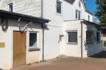 Haus Baddeckenstedt - 7 Zimmer, 150 m&sup2;, 135.000&euro; | Angebot:26091120