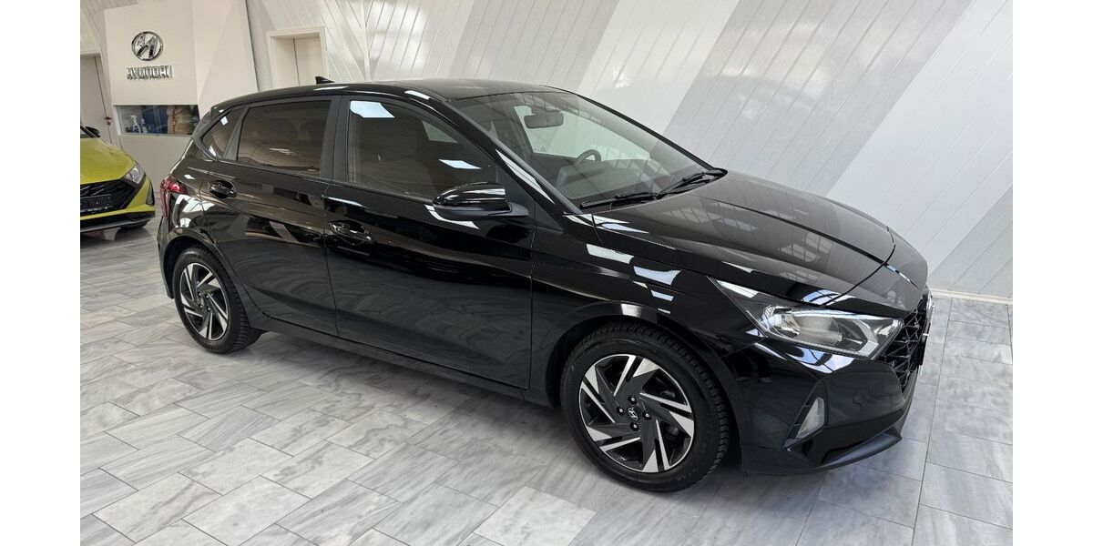 Hyundai i20 23.152 km 16.650 &euro; Liebenburg 38704