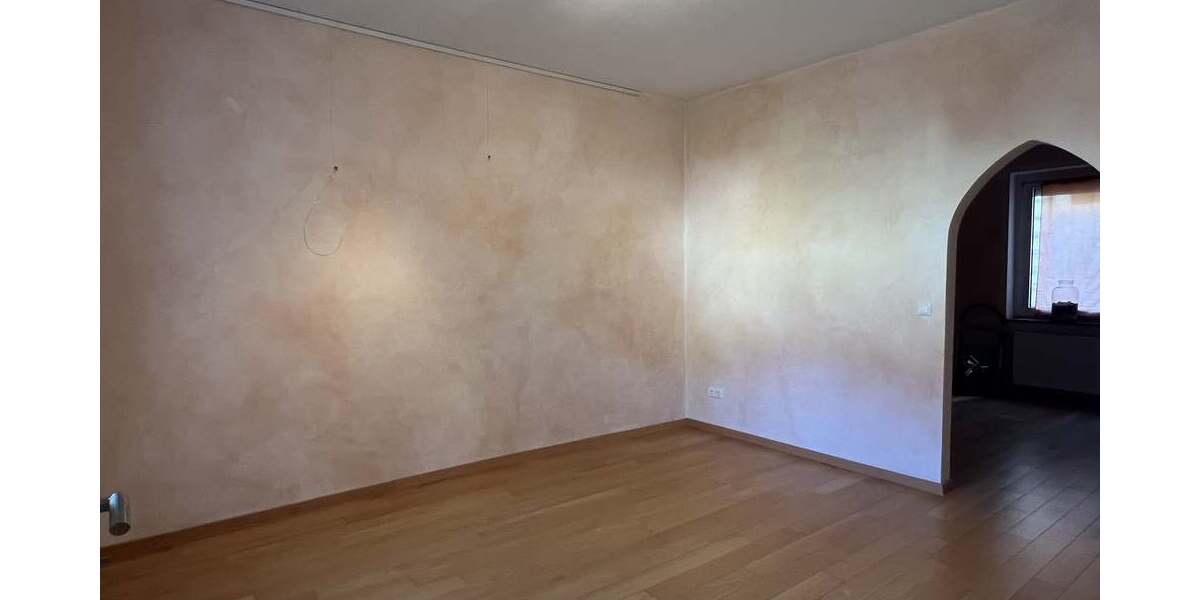 Viel Freiraum für Ihre Ideen - Mehrfamilienhaus, Wohnhaus Hildesheim Himmelsthür | Angebot:25646005