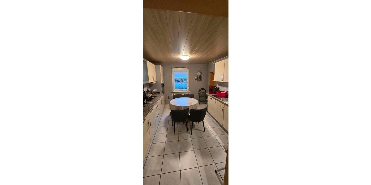 5-Zimmer-Eigentumswohnung mit Doppelhaushälfte-Charakter 5 zimmer