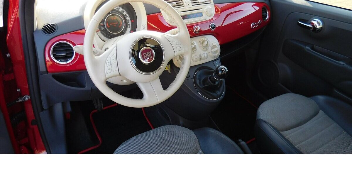Fiat 500 1.0 Lounge Radio CD 4 Trg Klima Sonnendach 76.800 km 7.390 &euro; Vordorf 38533