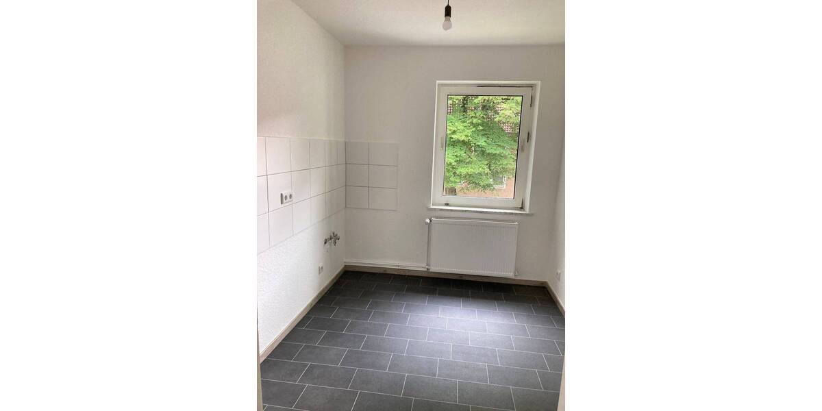 Etagenwohnung Salzgitter Lebenstedt - 3 Zimmer, 79 m&sup2;, 454&euro; | Angebot:26820363