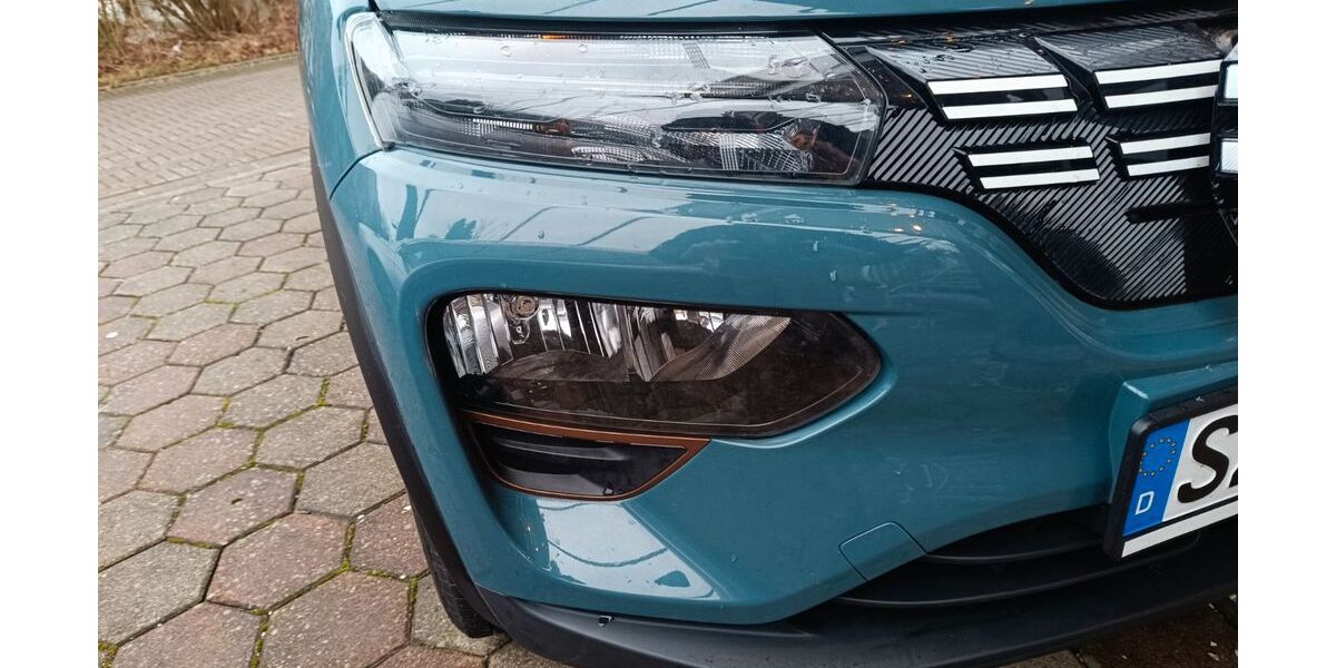 Dacia Spring 4.600 km 14.500 &euro; Salzgitter 38259