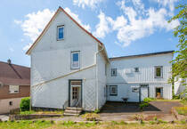 Haus im Grünen mit zusätzlichem Appartement