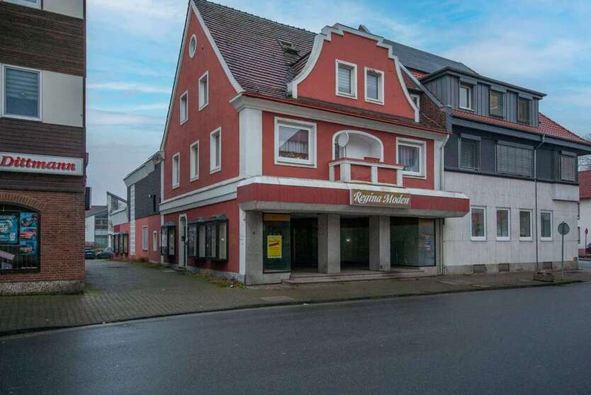 Haus zum Kaufen in Vienenburg 190.000 € 180 m²